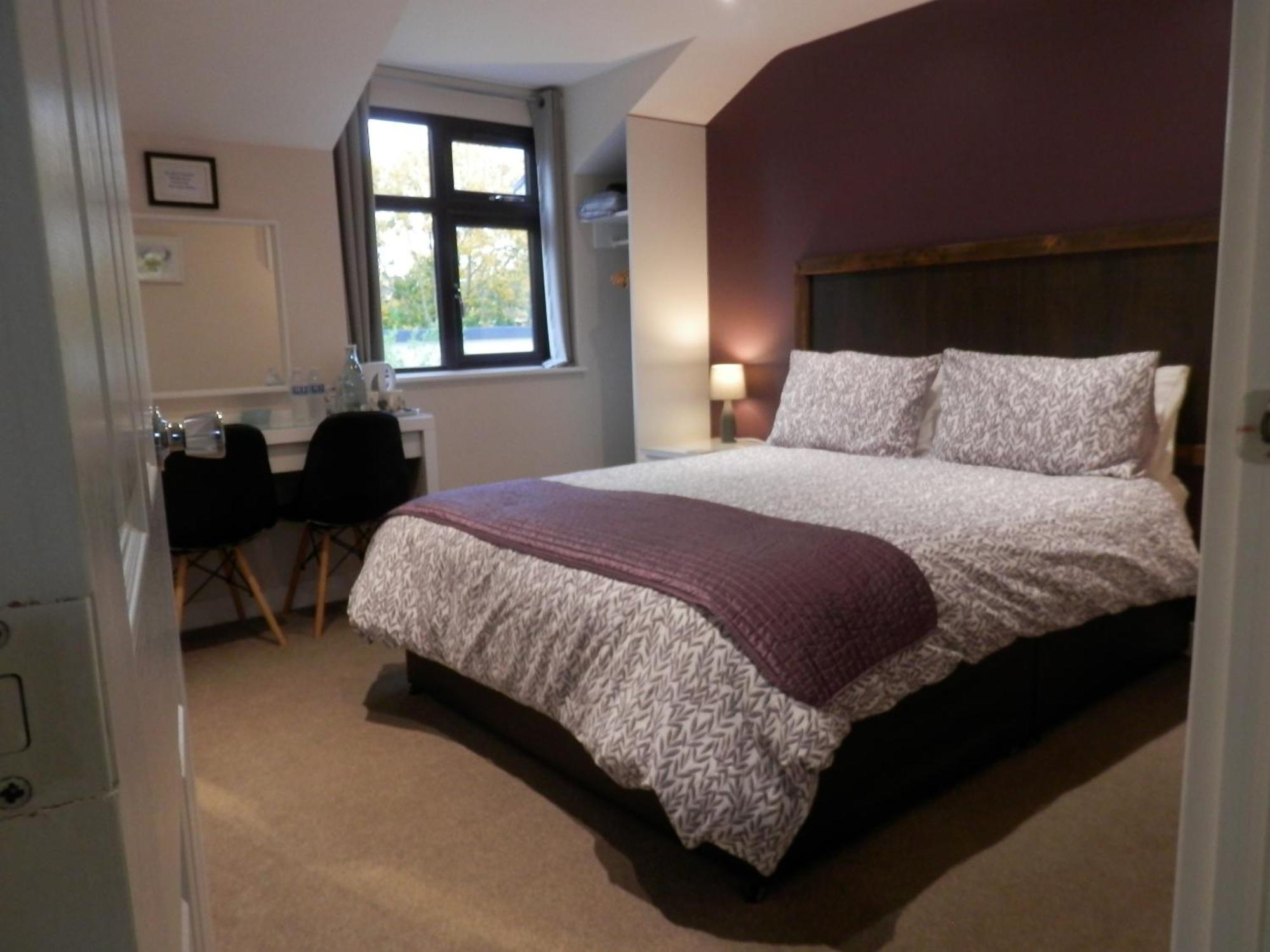 Middle House Bed & Breakfast Coventry Room photo